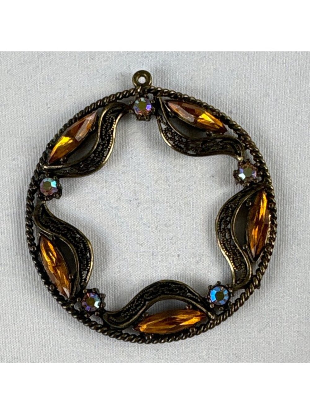 Vintage 1950s Amber & Blue Rhinestone Wreath Pendant, Antique Gold Filigree Auro